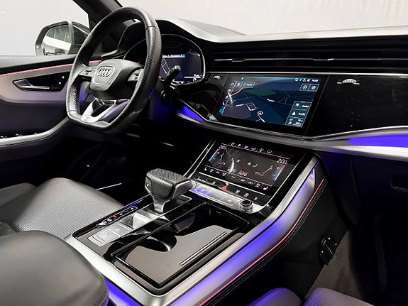 Audi Q8 14 of 29