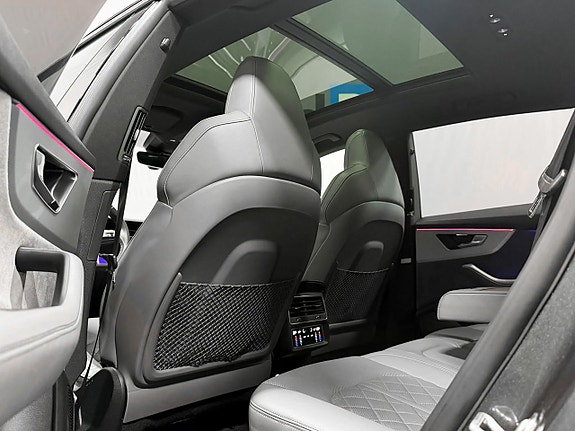 Audi Q8 16 of 29
