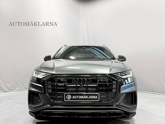 Audi Q8 5 of 29