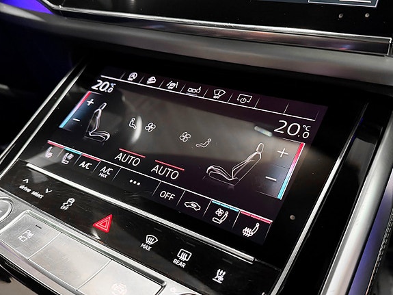 Audi Q8 20 of 29