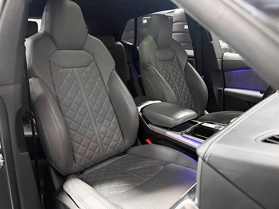 Audi Q8 15 of 29