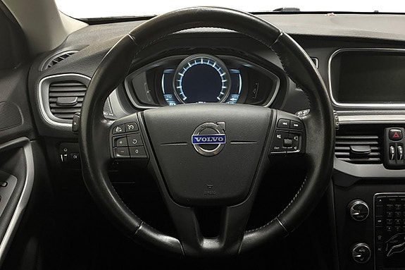 Volvo V40 16 of 22