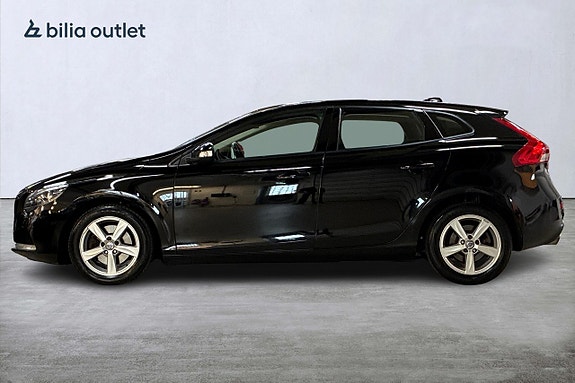 Volvo V40 9 of 22