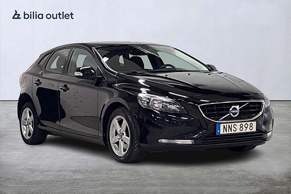 Volvo V40 4 of 22
