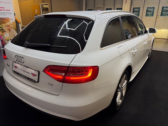 Audi A4 5 of 16