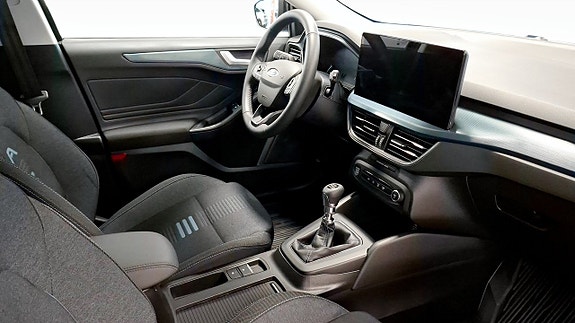 Ford Focus 3 of 12