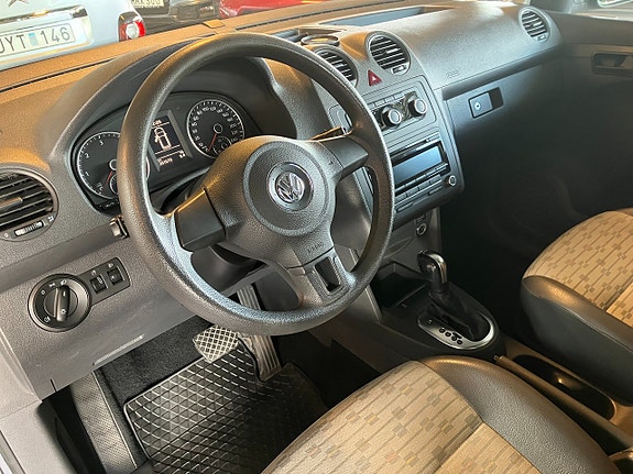 Volkswagen Caddy 10 of 15
