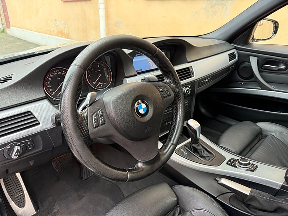 BMW 330d 17 of 24