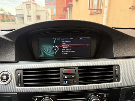 BMW 330d 23 of 24