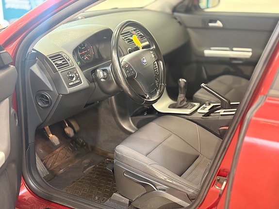 Volvo V50 14 of 22
