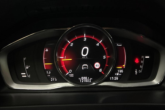 Volvo V60 17 of 22