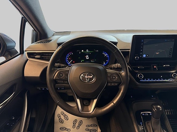 Toyota Corolla 9 of 11