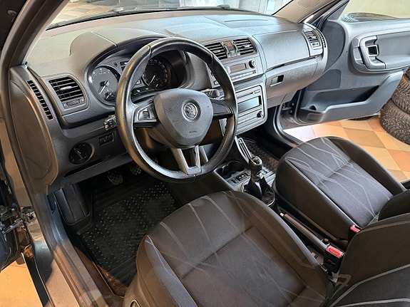 Skoda Fabia 12 of 26