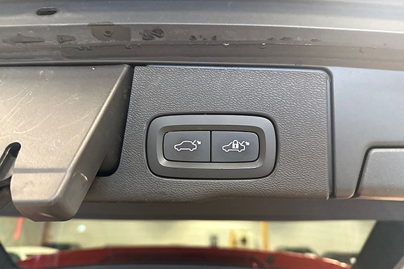 Volvo XC60 18 of 29