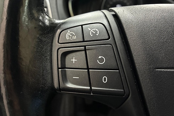 Volvo V40 19 of 19
