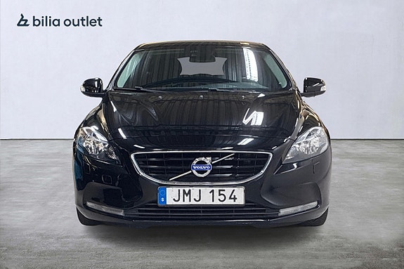 Volvo V40 3 of 19