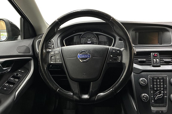 Volvo V40 16 of 19