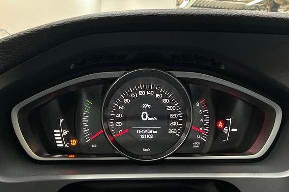 Volvo V40 17 of 19