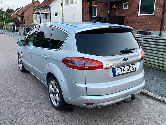 Ford S-MAX 3 of 10