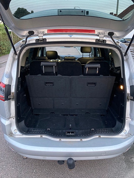 Ford S-MAX 9 of 10