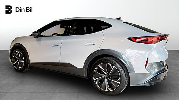 Cupra Tavascan 2 of 12