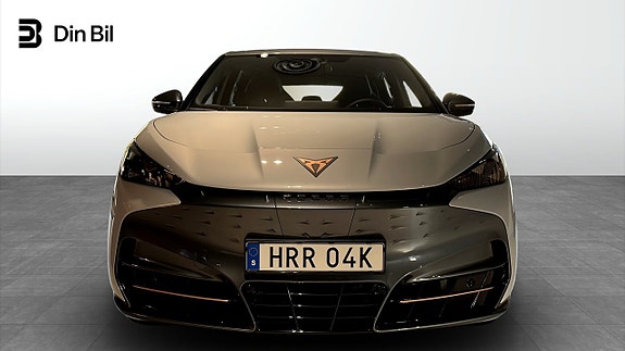 Cupra Tavascan 4 of 12