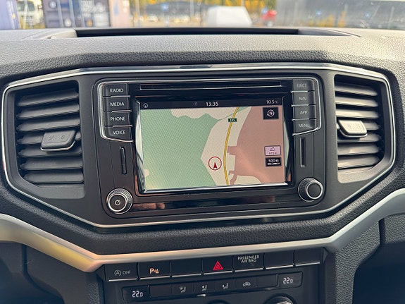 Volkswagen Amarok 18 of 27