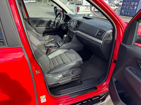 Volkswagen Amarok 13 of 27