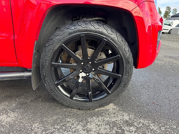 Volkswagen Amarok 23 of 27