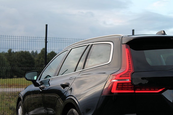 Volvo V60 15 of 30