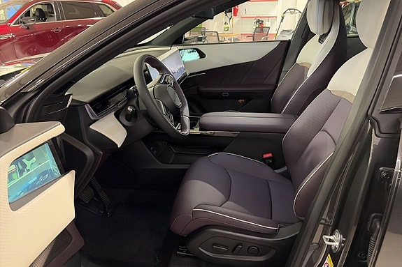 Mazda CX-6e 9 of 12