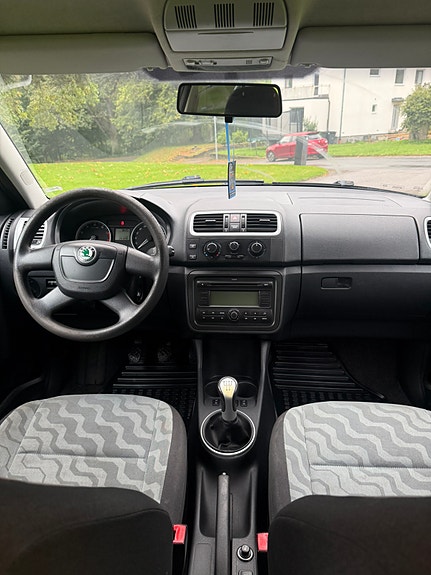 Skoda Fabia 9 of 12