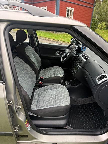 Skoda Fabia 7 of 12