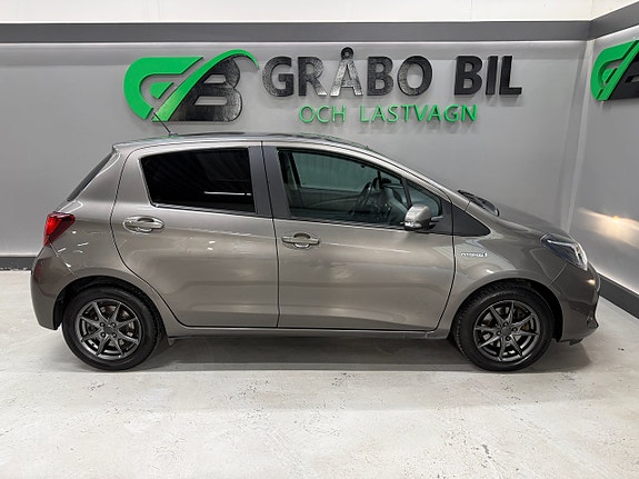 Toyota Yaris 6 of 19