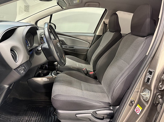 Toyota Yaris 9 of 19