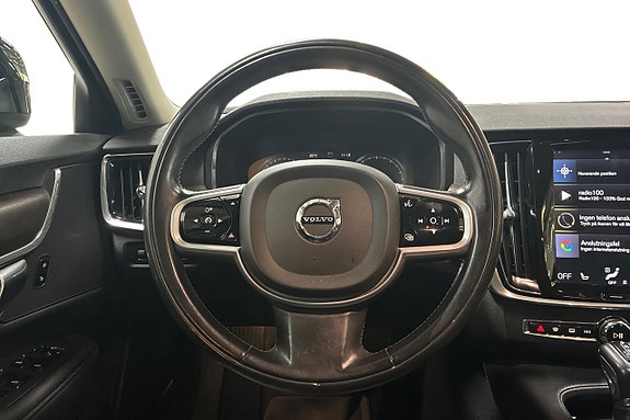 Volvo V90 Cross Country 15 of 28
