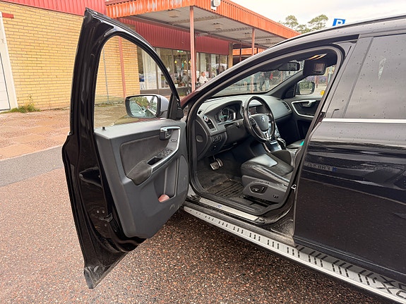 Volvo XC60 6 of 6