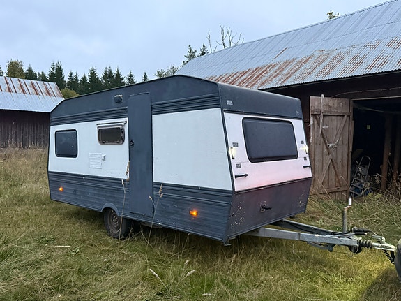 Bürstner Husvagn Festivalvagn 4-5 sängplatser 2 of 7