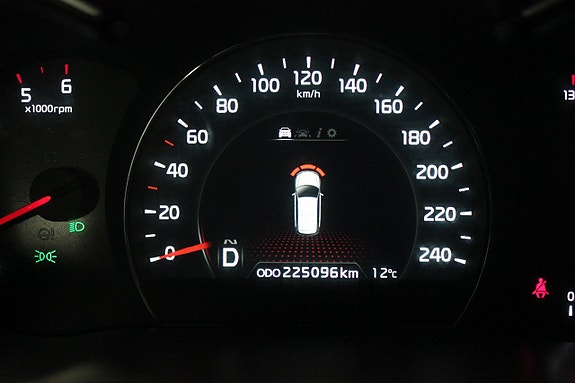 Kia Sorento 24 of 30