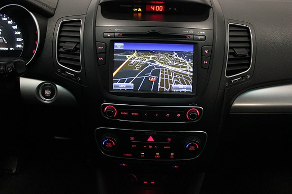 Kia Sorento 28 of 30