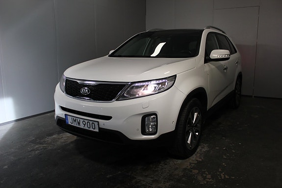 Kia Sorento 2 of 30