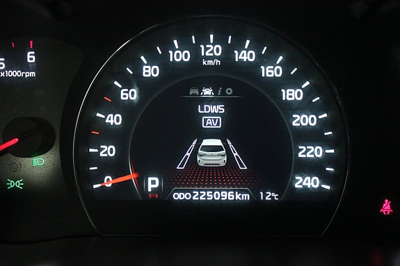Kia Sorento 25 of 30