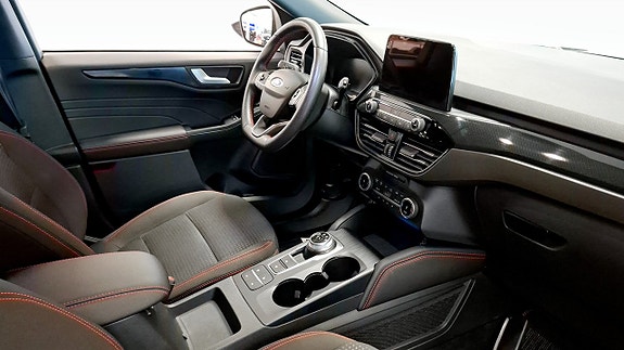 Ford Kuga 3 of 12
