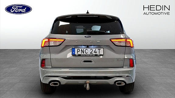 Ford Kuga 7 of 12