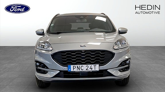 Ford Kuga 8 of 12
