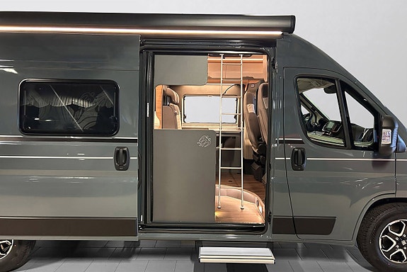 Knaus BOXLIFE 600 MQ POP-UP AUTOMAT ADAPTIV FARTHÅLLARE DIESELVÄRMARE PLATINUM SELECTION 2027 6 of 30
