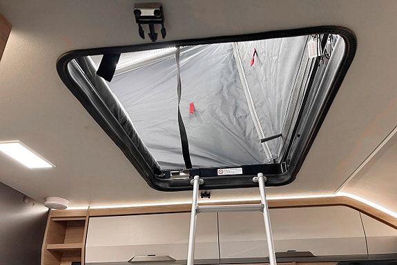 Knaus BOXLIFE 600 MQ POP-UP AUTOMAT ADAPTIV FARTHÅLLARE DIESELVÄRMARE PLATINUM SELECTION 2027 9 of 30