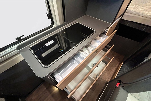 Knaus BOXLIFE 600 MQ POP-UP AUTOMAT ADAPTIV FARTHÅLLARE DIESELVÄRMARE PLATINUM SELECTION 2027 25 of 30