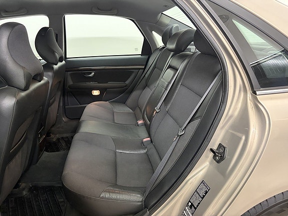 Volvo S80 9 of 11