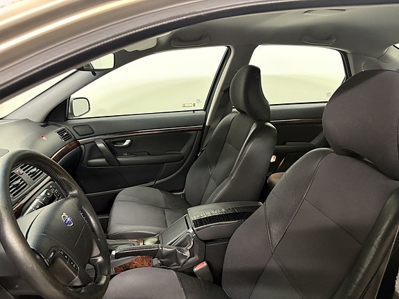 Volvo S80 8 of 11